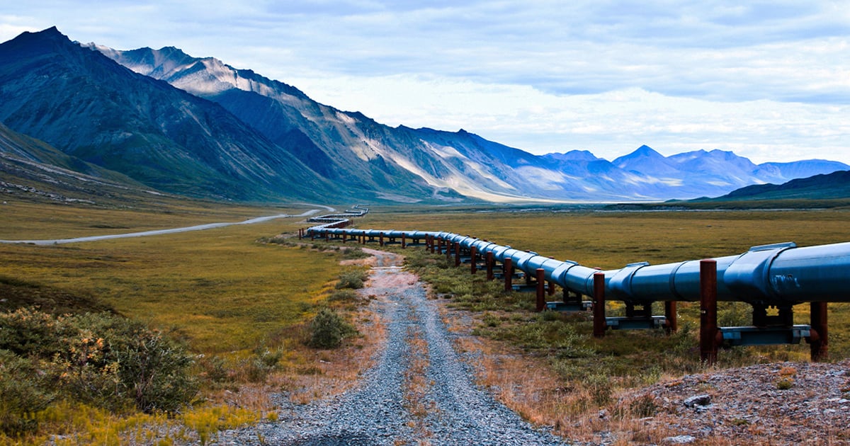 United States pipeline with mountains in the back
